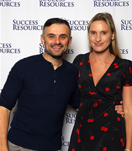 Drett Van Riel Access Gretta van Riel's 7-Figure Start & Scale Ecommerce System for ...