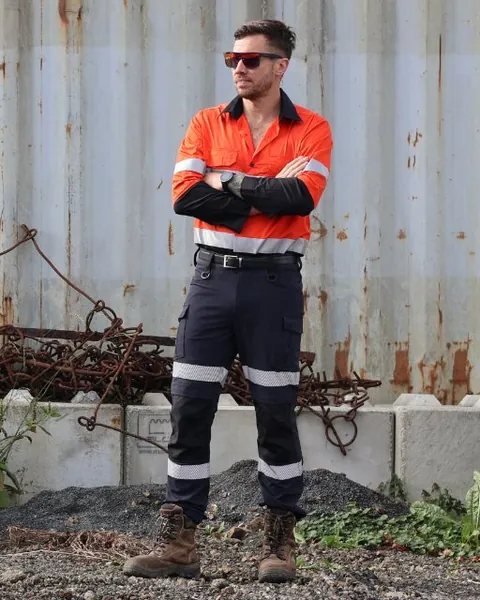 Wolf Workwear hi-vis shirt and pants