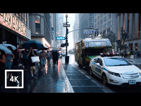Walking in the Rain in Manhattan, NYC (Binaural City Sounds) 4k Rain Ambience