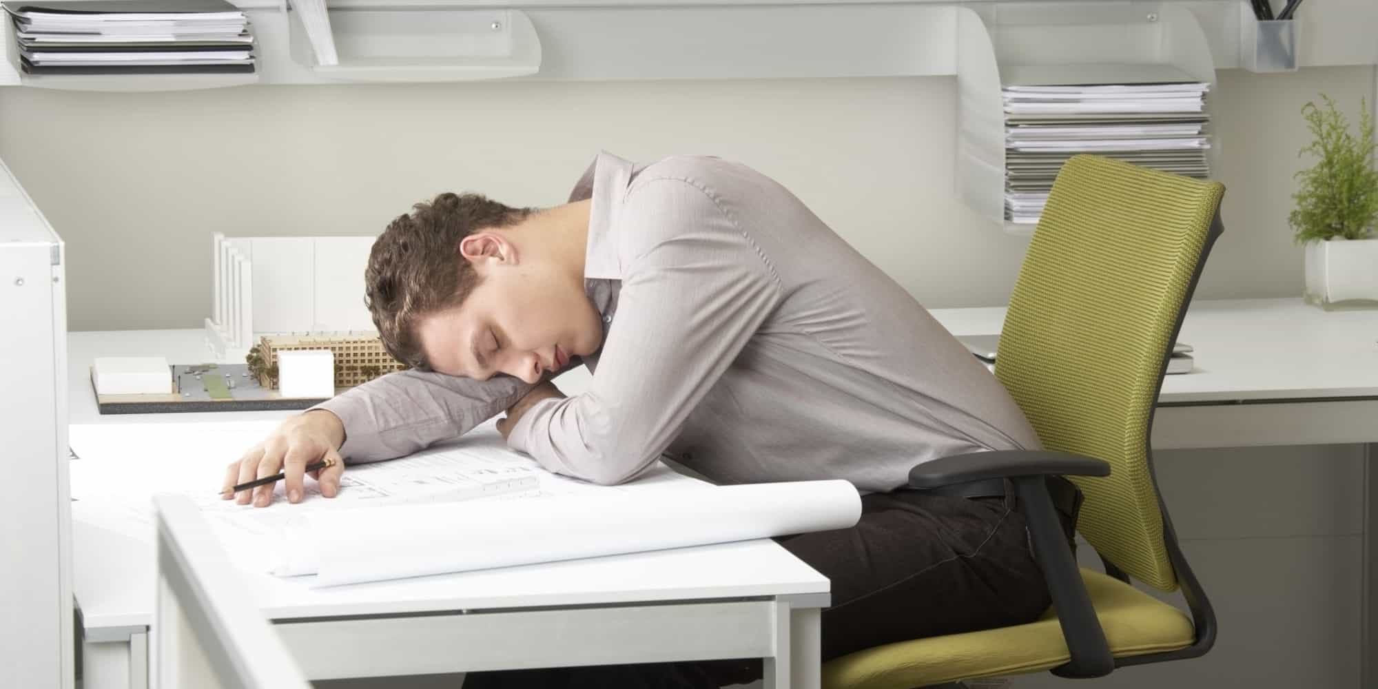 5 Hacks to Turn Napping Into Your Next Secret Superpower - Foundr