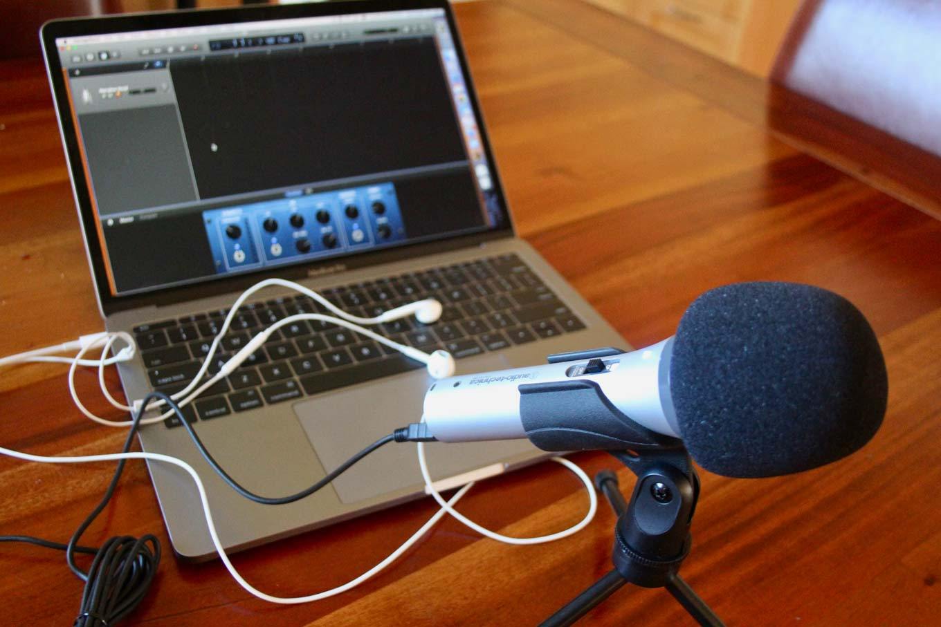 podcast studio setup example credit six colors