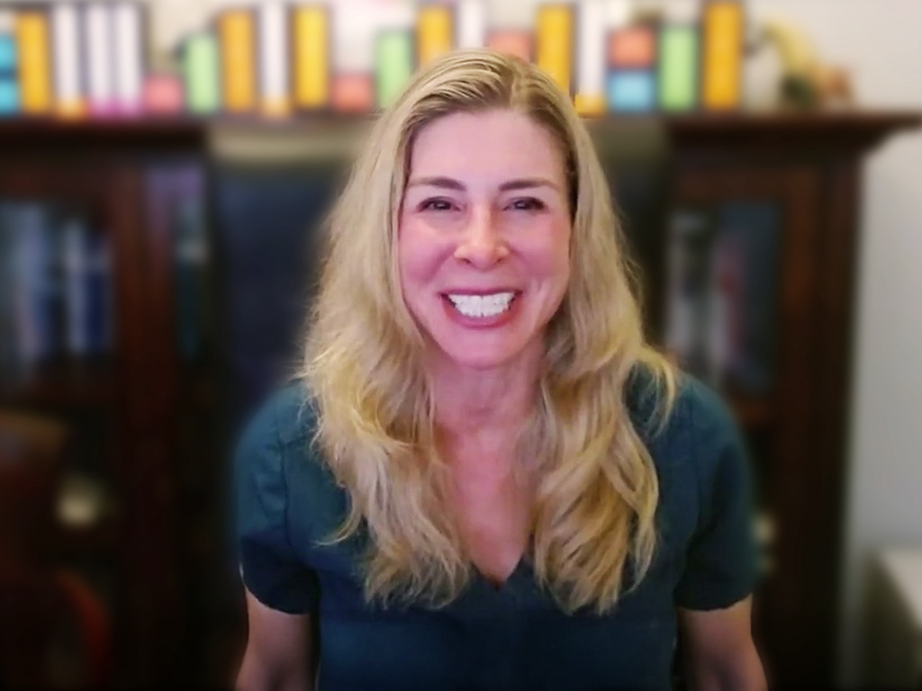 Angela Casey - Foundr